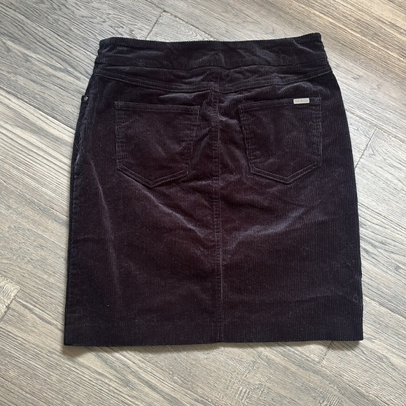 S.C. & CO. | Elegant Black Pull On Corduroy Skirt Size 4 - Picture 10 of 12